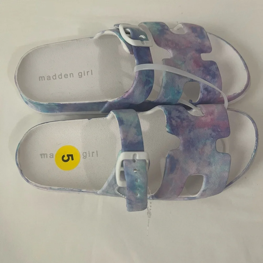 Madden Girl Blue and‎ Purple Watercolor Slide Sandals, Brand New